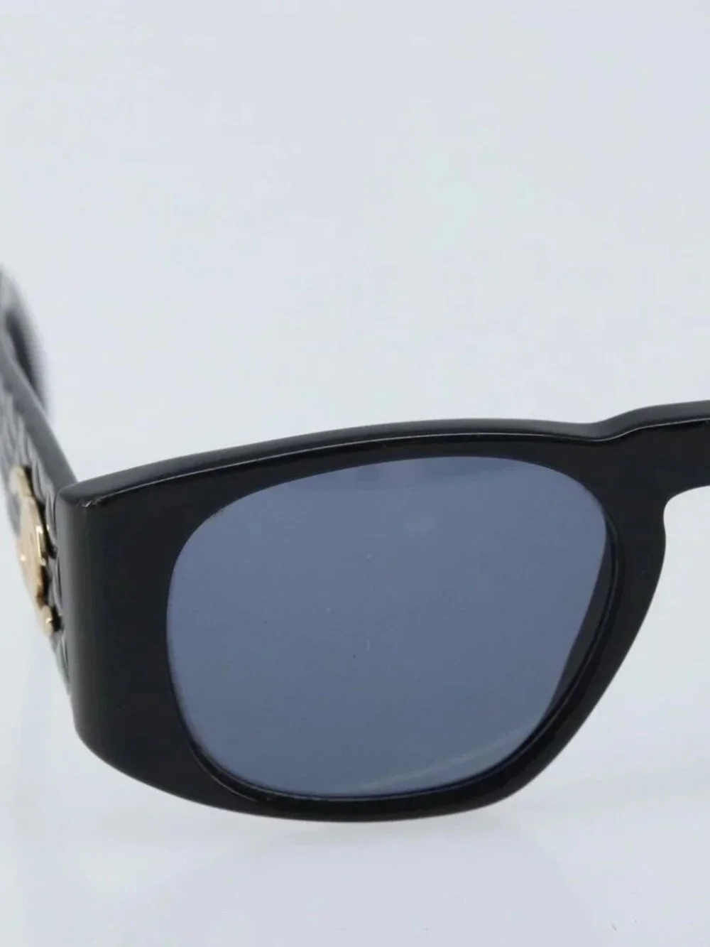 CHANEL Sunglasses plastic Black CC Auth BSZ432